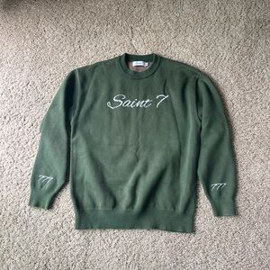 Green Crewneck Sweater with Ribbed Cuffs